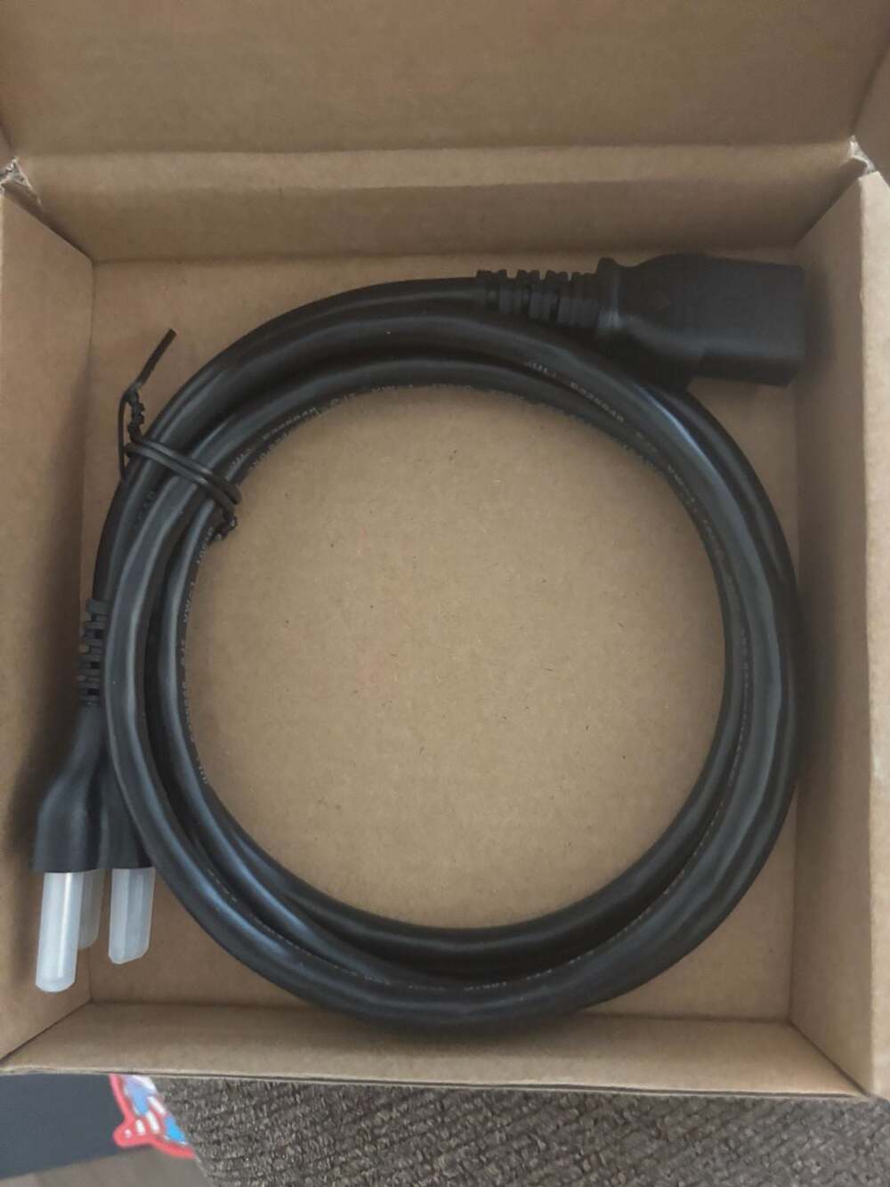 AmazonBasics 6ft Computer Power Cord Black